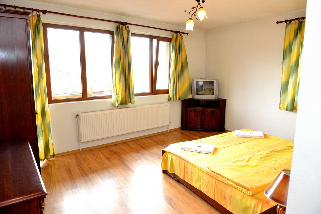 Guest House Mavrudieva Kopriwsztica Zewnętrze zdjęcie