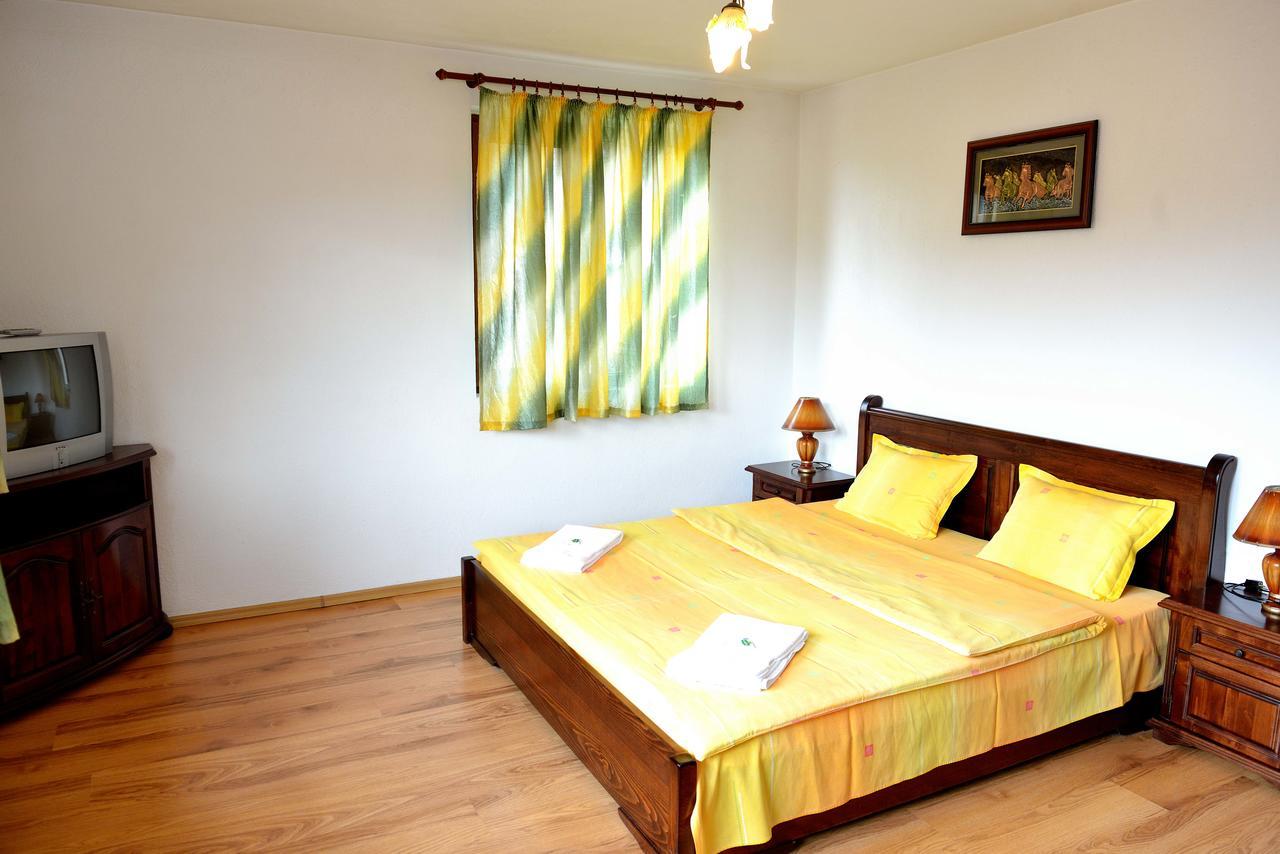 Guest House Mavrudieva Kopriwsztica Zewnętrze zdjęcie
